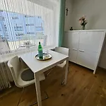 City-center Mit Balkon,parking,smart-tv *