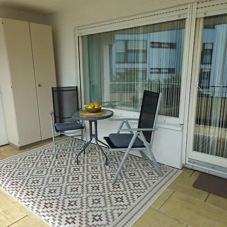 City-center Mit Balkon,parking,smart-tv Böblingen
