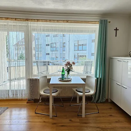 City-center Mit Balkon,parking,smart-tv Daire Böblingen