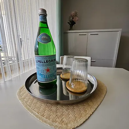 Appartement City-center Mit Balkon,parking,smart-tv Böblingen